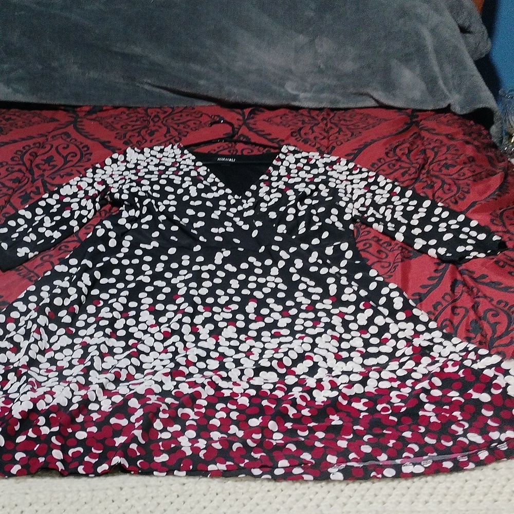 Roz and Ali dress
